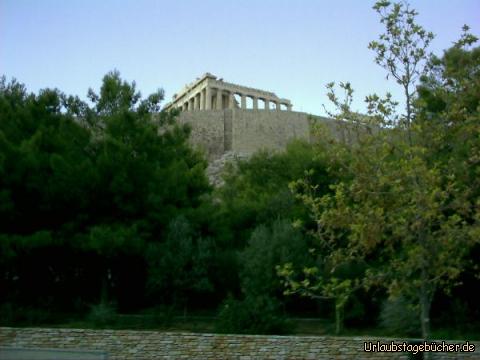 Akropolis von unten: die Akropolis von unten