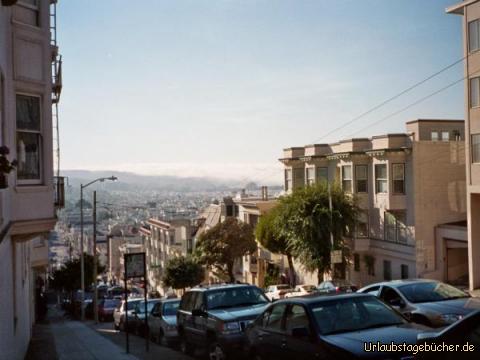 Stadtblick: ein Blick quer durch die Straßen von San Francisco
