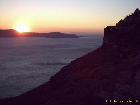 Sonnenuntergang: Sonnenuntergang über der Caldera von Santorini