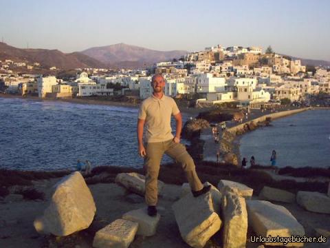ich und Naxos: ich vor Naxos Stadt