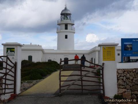 Weißer Leuchtturm auf Menorca: Weißer Leuchtturm auf Menorca