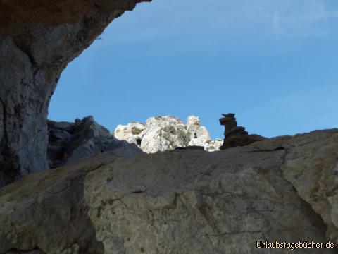 Steinmännchen in der Höhle Aspri Petra: Steinmännchen in der Höhle Aspri Petra