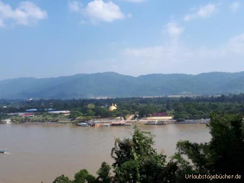 Laos: 