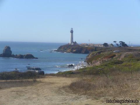 Pigeon Point Lighthouse: das Pigeon Point Lighthouse zwischen Santa Cruz und San Francisco, Kalifornien
ist mit seinem 35m Turm einer der höchsten Leuchttürme an der Westküste der USA