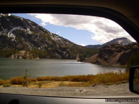Ellery Lake: kurz bevor wir über den Tioga Pass und damit in den Yosemite National Park kommen,
passieren wir den Ellery Lake, einen wunderhübsch gelegenen Bergsee in der Sierra Nevada