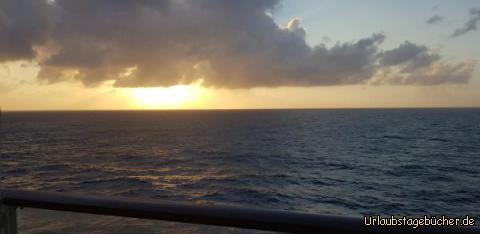 Sonnenuntergang am Seetag: 