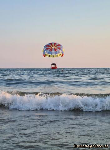 Parasailing: Parasailing