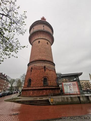 Wasserturm mit Eiscafe : Früher Wasserturm, heute Eis Café 