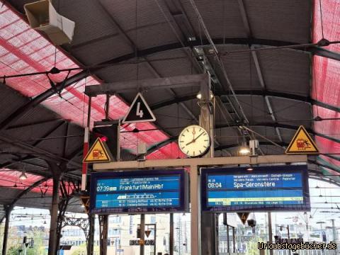 Bahnhof Aachen: 