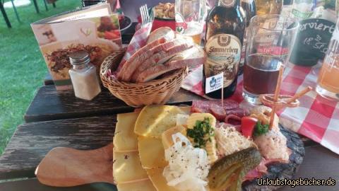 Brotzeitplatte: Brotzeitplatte