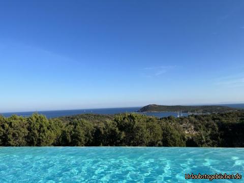 Pool 1: Der Infinity Pool in seiner ganzen Pracht…