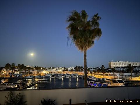 Nacht: …Nachtstimmung von der Terrasse…