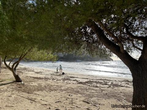 Caldana 2: …es herrschte eine ganz spezielle, schon fast mystische Stimmung an zu diesem Zeitpunkt menschenleeren Strand…