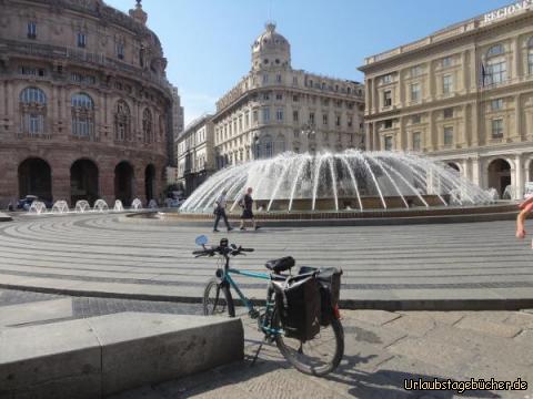 Genua 2: An einem Brunnen im Zentrum von Genua 