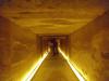 Gang zur Grabkammer: fast 30 Meter lang, aber dafür deutlich zu flach für einen Erwachsenen
ist der Gang zur Grabkammer unter der Unas-Pyramide in Sakkara