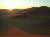 Sonnenaufgang: Sonnenaufgang über der Namib