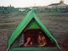 Zeltplatz: Guten Morgen!
Höf und ich in unserem Zelt auf dem Zeltplatz am Grand Canyon
