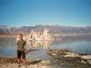 Mono Lake: ich vor den Kalktuff-Formationen des Mono Lake