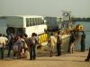 Fähre: unser Truck auf der Fähre, die uns von Botswana nach Sambia bringt