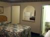 Hotelzimmer: unser Hotelzimmer im Americas Best Value Inn von Aberdeen (Maryland),
unser erstes Zimmer mit integrierter Küche (die wir aber gar nicht benutzen)