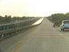 Atchafalaya Swamp Brücke: auf dem Weg von Baton Rouge nach Lafayette (beides in Louisiana)
führt die Interstate 10 auf der fast 30 km langen Atchafalaya Swamp Brücke
(eine der längsten Brücken der Welt) über den Atchafalaya Basin,
dem westlichen Teil des Mississippi-Deltas und größten Sumpf der USA