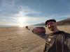 wir am Inch Beach: mit dem Auto am Inch Beach auf Dingel Peninsula